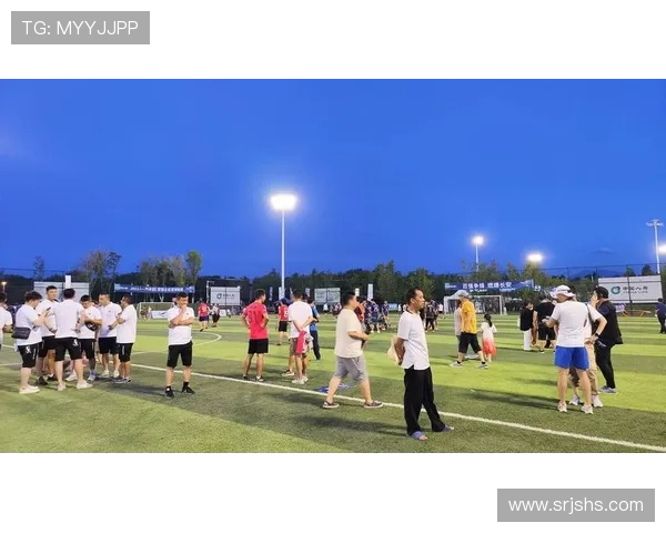 赛后分析：西安足球队与深圳足球队战术灵活性对比及启示