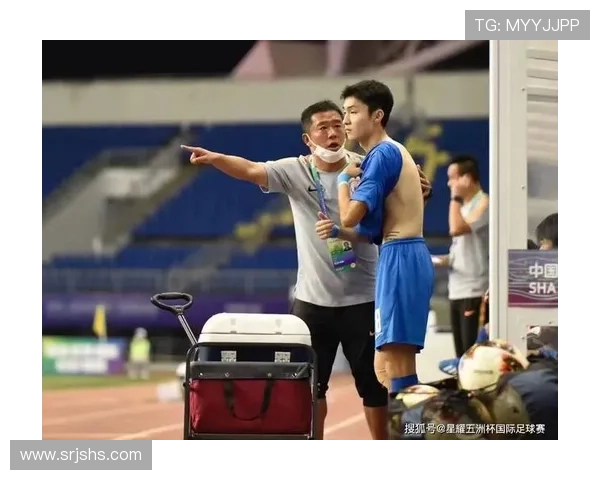 重庆足球队在全运会积分榜上以58分稳居第一名展现强劲实力