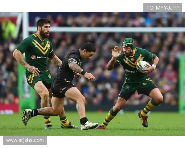 橄榄球与足球明星的巅峰对决谁才是真正的运动之王